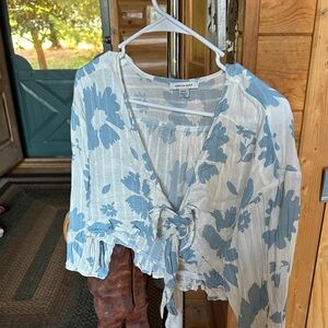 American Eagle Outfitters Blue Floral Blouse